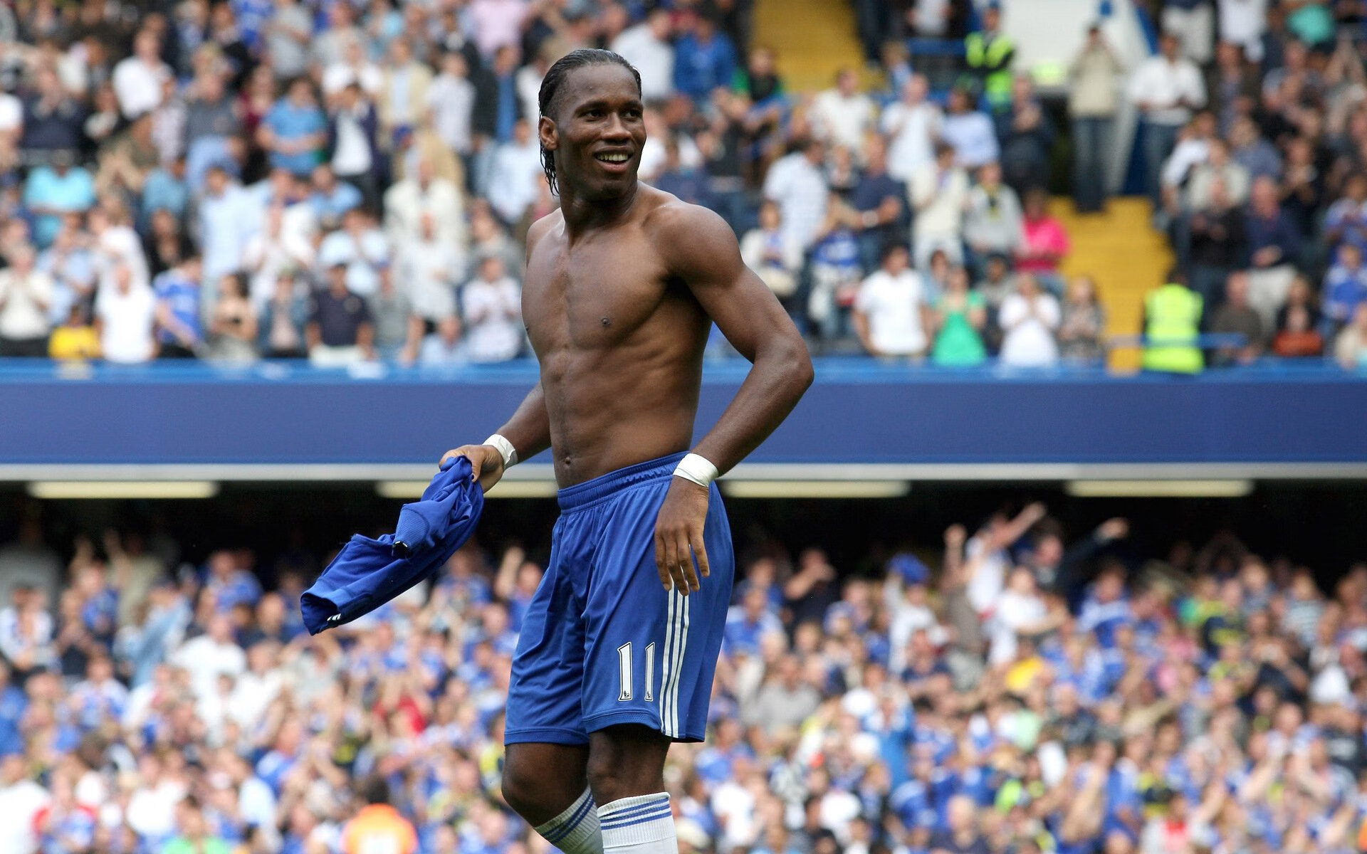 达米恩·麦肯齐：全黑队进攻的“加速器”，用极速突破撕开防线